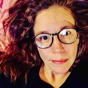 Meet your Posher, Kelly d.